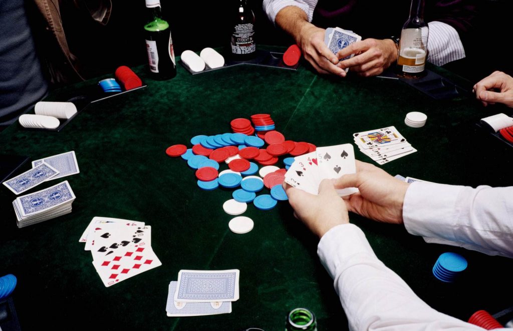 Poker Oynarken Dikkat Edilmesi Gerekenler